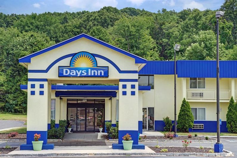 Rest and Relax with Hotels in Southington, CT